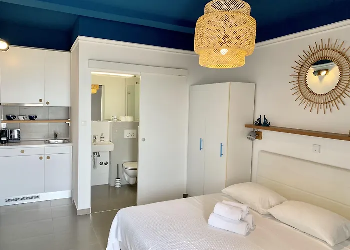 Tamaris Hotel *